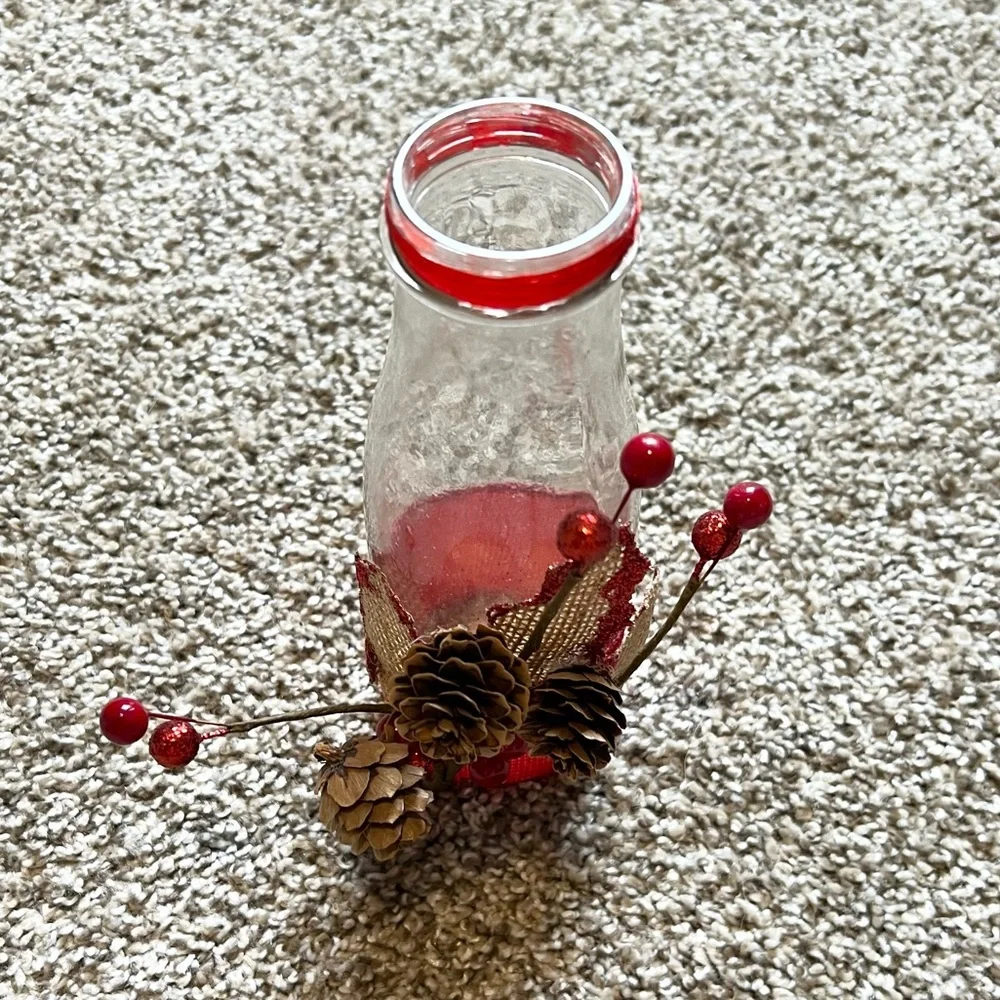 Handcrafted Christmas Vase - Picture 2 of 6